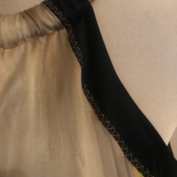 Silk goddess dress - Picture 4 of 4